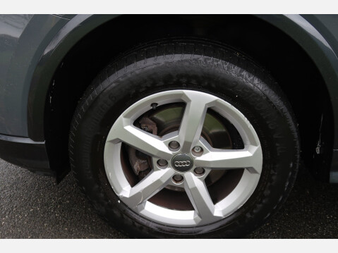 Audi Q2 TDI SE 18