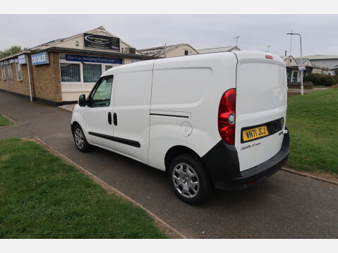 Fiat Doblo 16V TECNICO MAXI MULTIJET II 10