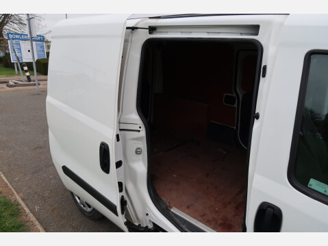 Fiat Doblo 16V TECNICO MAXI MULTIJET II 31