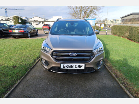 Ford Kuga ST-LINE TDCI 4