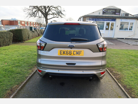 Ford Kuga ST-LINE TDCI 12