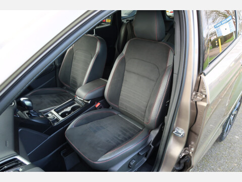 Ford Kuga ST-LINE TDCI 26