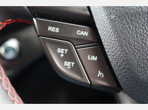 Ford Kuga ST-LINE TDCI 54