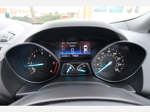 Ford Kuga ST-LINE TDCI 56