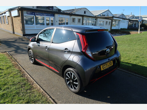 Toyota Aygo VVT-I X-TREND TSS 11