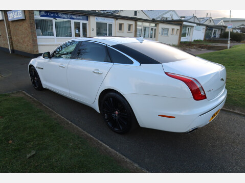 Jaguar XJ D V6 PORTFOLIO L 12