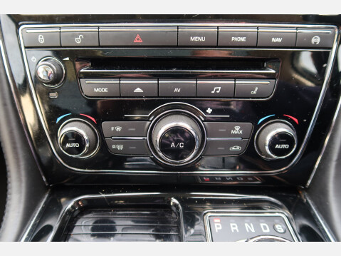 Jaguar XJ D V6 PORTFOLIO L 53