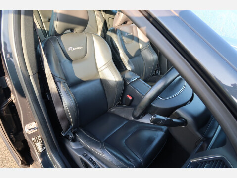 Volvo XC60 D5 R-DESIGN LUX NAV AWD 21