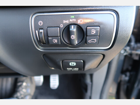 Volvo XC60 D5 R-DESIGN LUX NAV AWD 55
