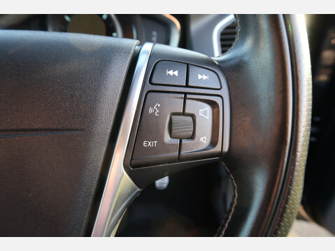 Volvo XC60 D5 R-DESIGN LUX NAV AWD 56