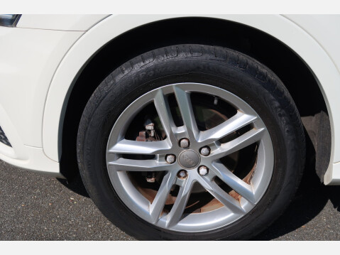 Audi Q3 TDI S LINE 18