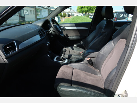 Audi Q3 TDI S LINE 26