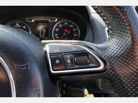 Audi Q3 TDI S LINE 48