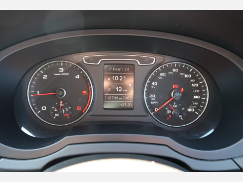 Audi Q3 TDI S LINE 51