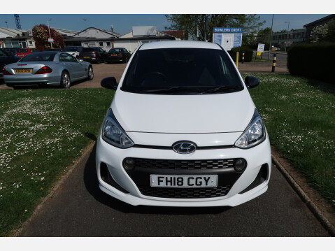 Hyundai i10 GO SE 4