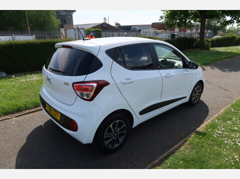 Hyundai i10 GO SE 15