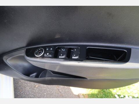 Hyundai i10 GO SE 34