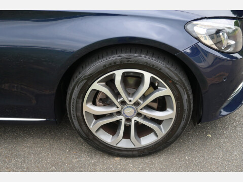 Mercedes-Benz C Class C220 BLUETEC SPORT 13