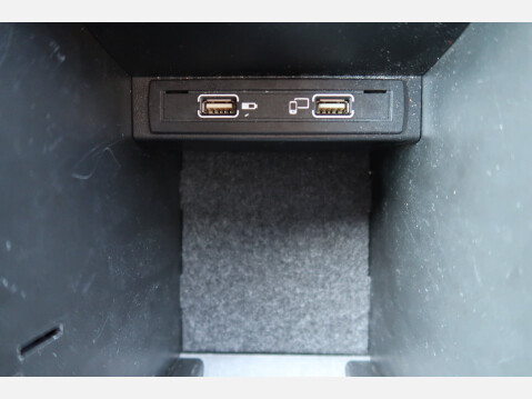 Mercedes-Benz B Class B 180 D AMG LINE PREMIUM 37