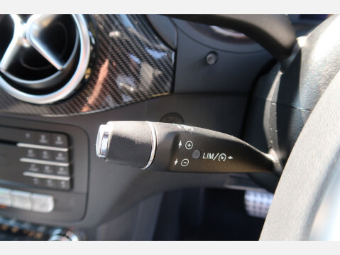 Mercedes-Benz B Class B 180 D AMG LINE PREMIUM 50