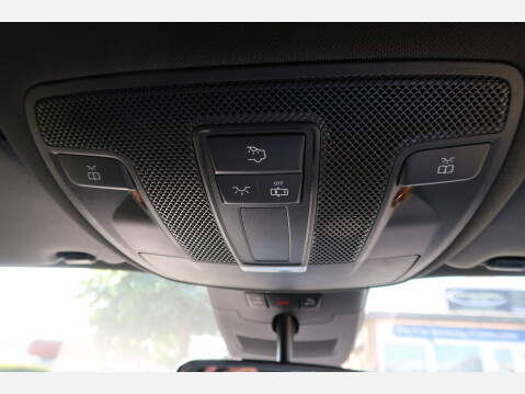 Mercedes-Benz B Class B 180 D AMG LINE PREMIUM 57