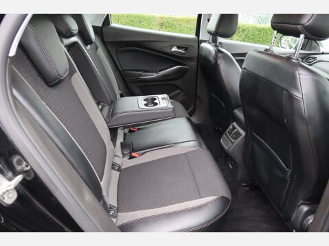 Vauxhall Grandland X BUSINESS EDITION NAV 29