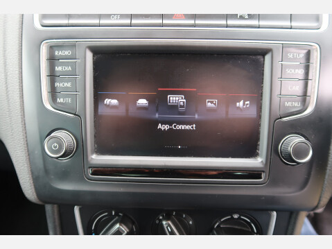 Volkswagen Polo MATCH 44