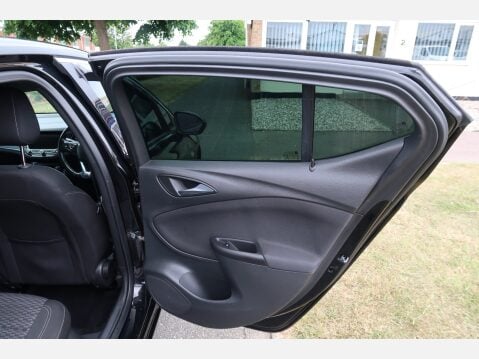 Vauxhall Astra SRI NAV 29