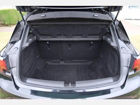 Vauxhall Astra SRI NAV 32