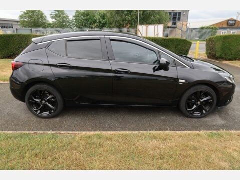 Vauxhall Astra SRI NAV 16