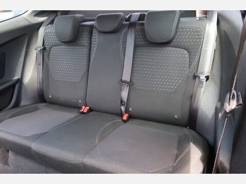 Ford Fiesta ZETEC 22