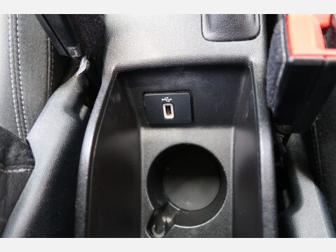 Ford Fiesta ZETEC 28