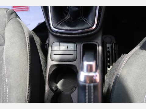 Ford Fiesta ZETEC 29