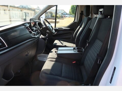 Ford Transit Custom 300 LIMITED P/V ECOBLUE 29