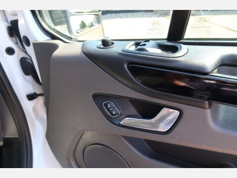 Ford Transit Custom 300 LIMITED P/V ECOBLUE 23