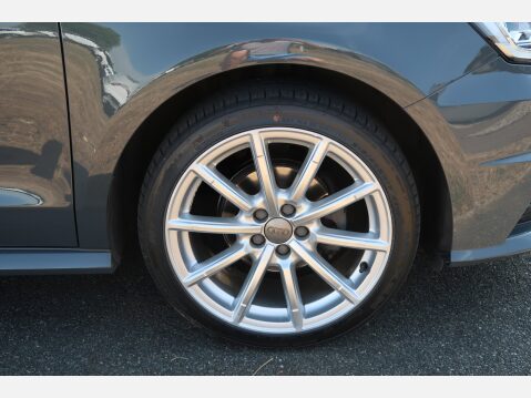 Audi A1 SPORTBACK TFSI S LINE NAV 17