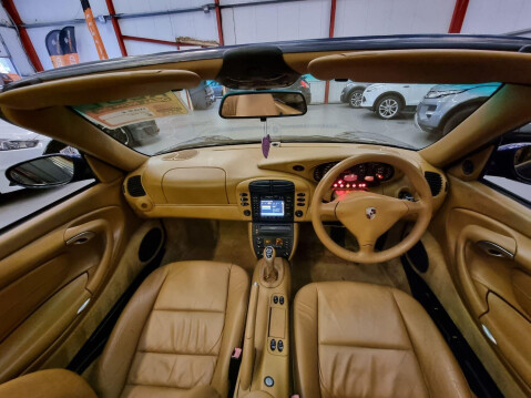 Porsche 911 3.4 996 Carrera 2 11