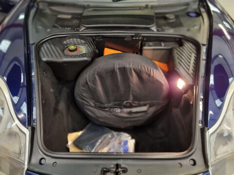 Porsche 911 3.4 996 Carrera 2 33