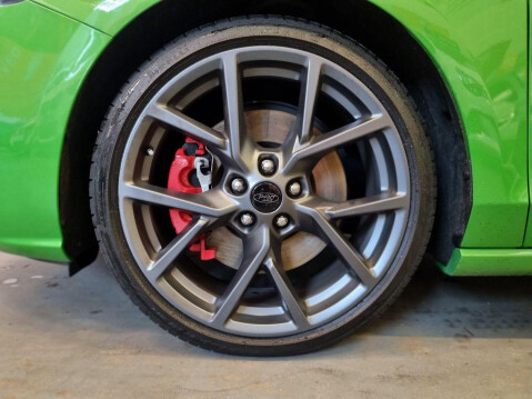 Ford Focus 2.3 Focus ST 5 door 2.3L EcoBoost 280PS FWD 6 Speed Manual 21