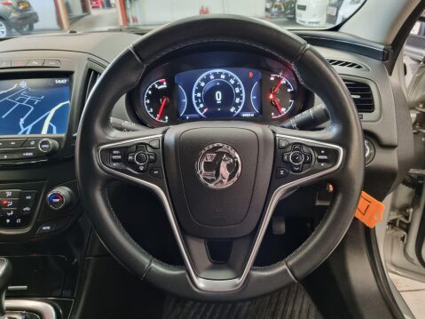 Vauxhall Insignia 2.0 CDTi BiTurbo Nav 19