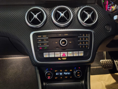 Mercedes-Benz A Class 2.1 A200d AMG Line 14