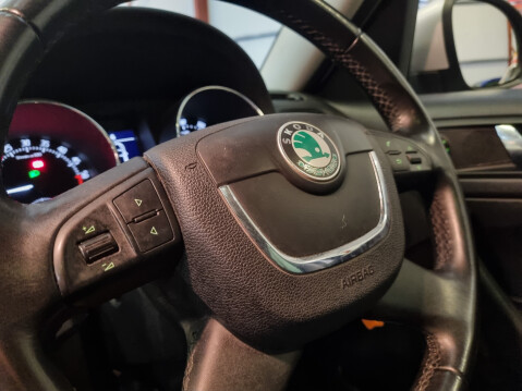 Skoda Yeti ELEGANCE TDI CR 170 16