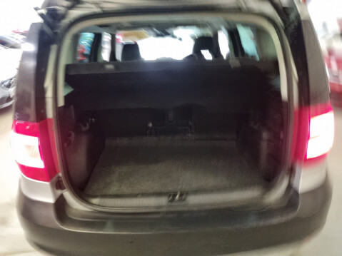 Skoda Yeti ELEGANCE TDI CR 170 18