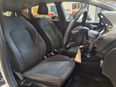 Ford Fiesta ZETEC 11