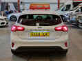 Ford Focus ZETEC 6