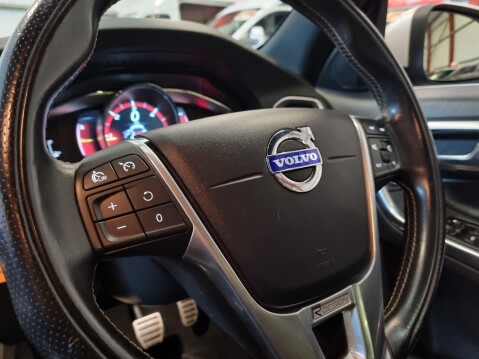 Volvo V60 D3 R-DESIGN 15