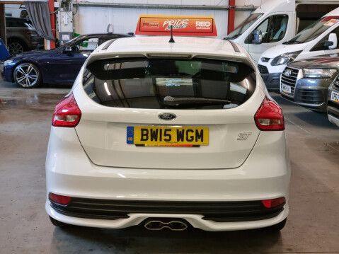 Ford Focus ST-2 TDCI 6