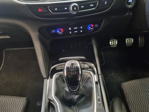 Vauxhall Insignia SRI VX-LINE NAV 17