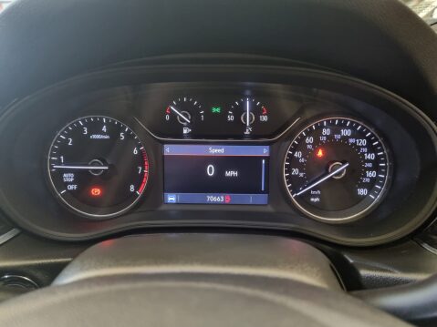Vauxhall Insignia SRI VX-LINE NAV 21