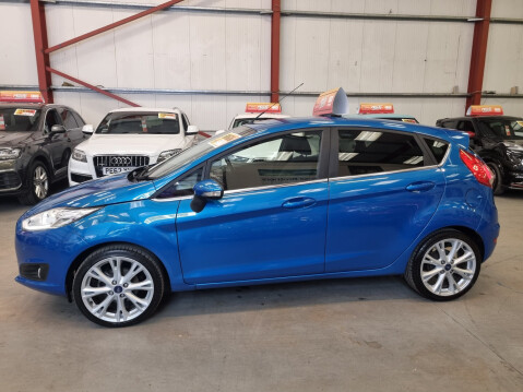 Ford Fiesta TITANIUM 5